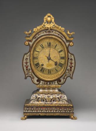 Front view of Tête de Poupée Clock inlaid with a lavish Boulle marquetry of tortoiseshell, pewt…
